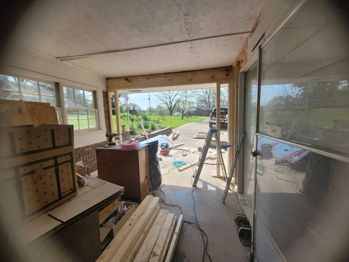 Air movers and dehumidifier for Water Mitigation Services in Scotts Valley